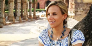 Tory Burch devolve à roupa o prazer de se arrumar